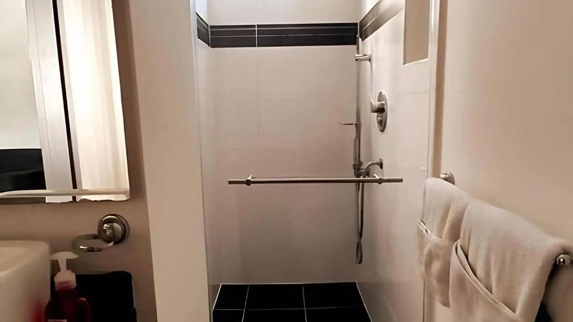 505 Moderno Aparta-Suite En Versalles Tipo Loft - Cali Tower Suites & Lofts شقة
