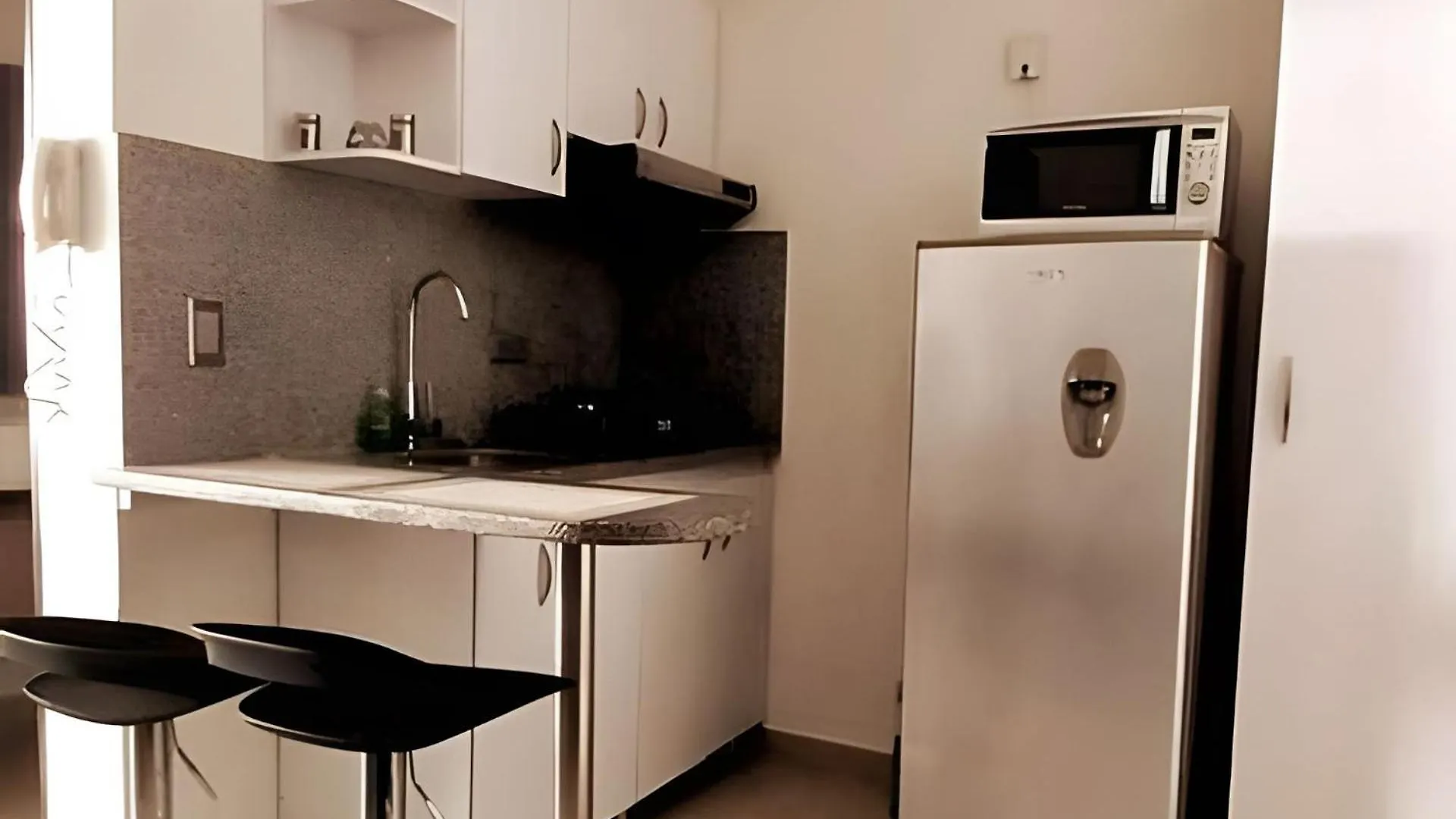 505 Moderno Aparta-Suite En Versalles Tipo Loft - Cali Tower Suites & Lofts شقة