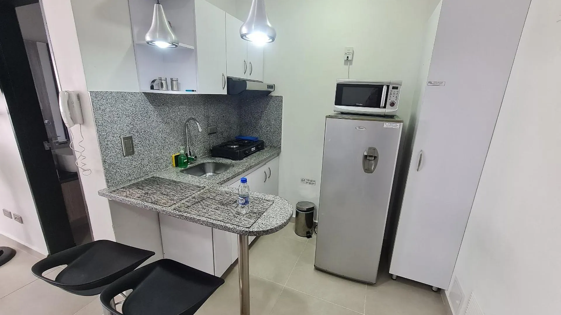 505 Moderno Aparta-Suite En Versalles Tipo Loft - Cali Tower Suites & Lofts 0*,  كولومبيا